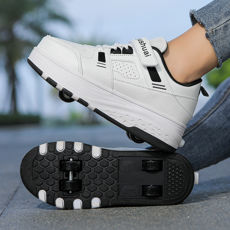子供用4輪ローラーシューズ、格納式の車輪が付いたスニーカー。 - Skateboard のレビューと価格